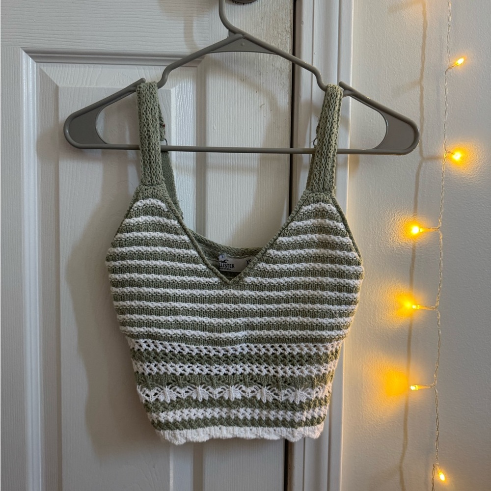 Hollister Black and Gray Ribbed Crop Tank Top